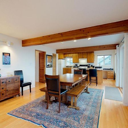 Newport'S Cypress Oceanview Home Buitenkant foto