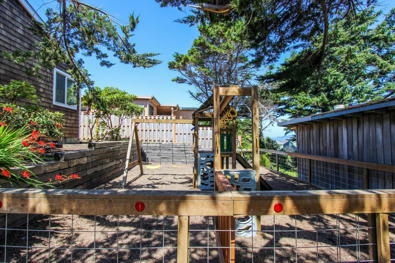 Newport'S Cypress Oceanview Home Buitenkant foto
